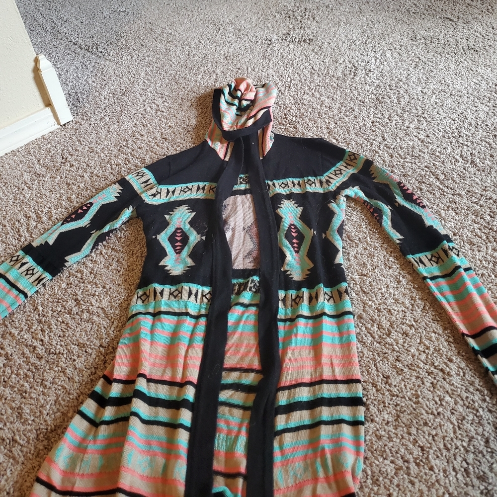 Rue 21 long sleeve knit sweater